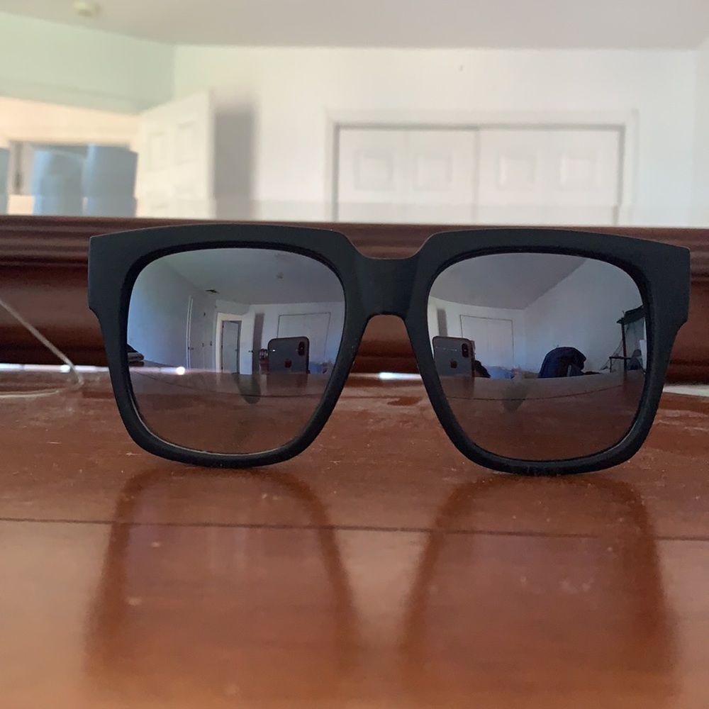 Quay Australia on the prowl sunglasses